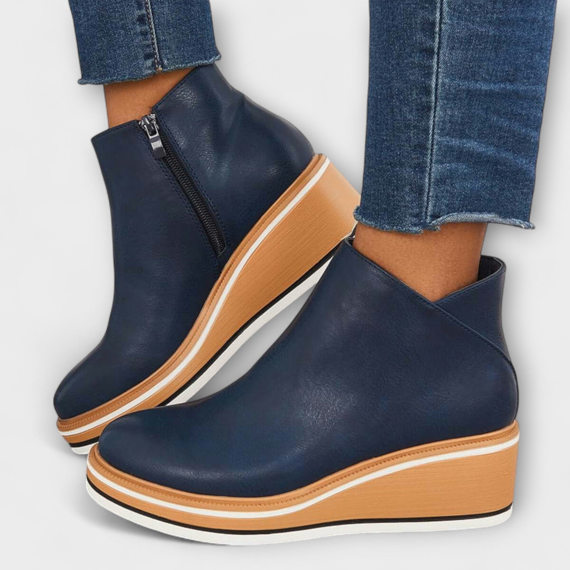 Brunhilde - Goldene Chelsea-Stiefeletten