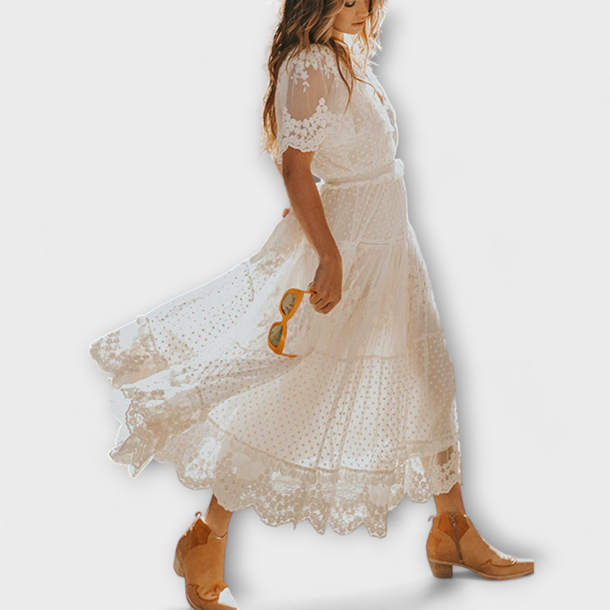 Lacey - Cremefarbenes Maxikleid mit Spitze und V-Ausschnitt