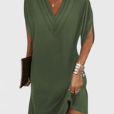 Apollonia - Schwarzes Elegantes Shift-Kleid mit V-Ausschnitt