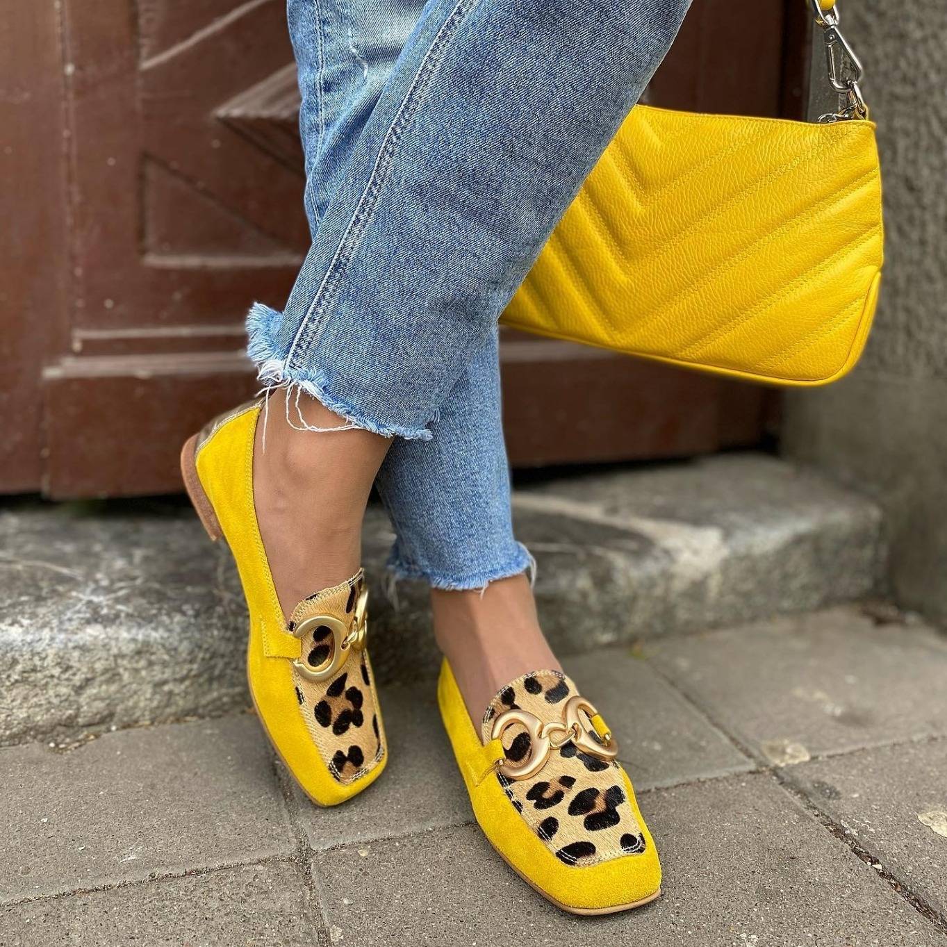 Roswitha - Gelbe Loafer mit Leoparden-Akzent