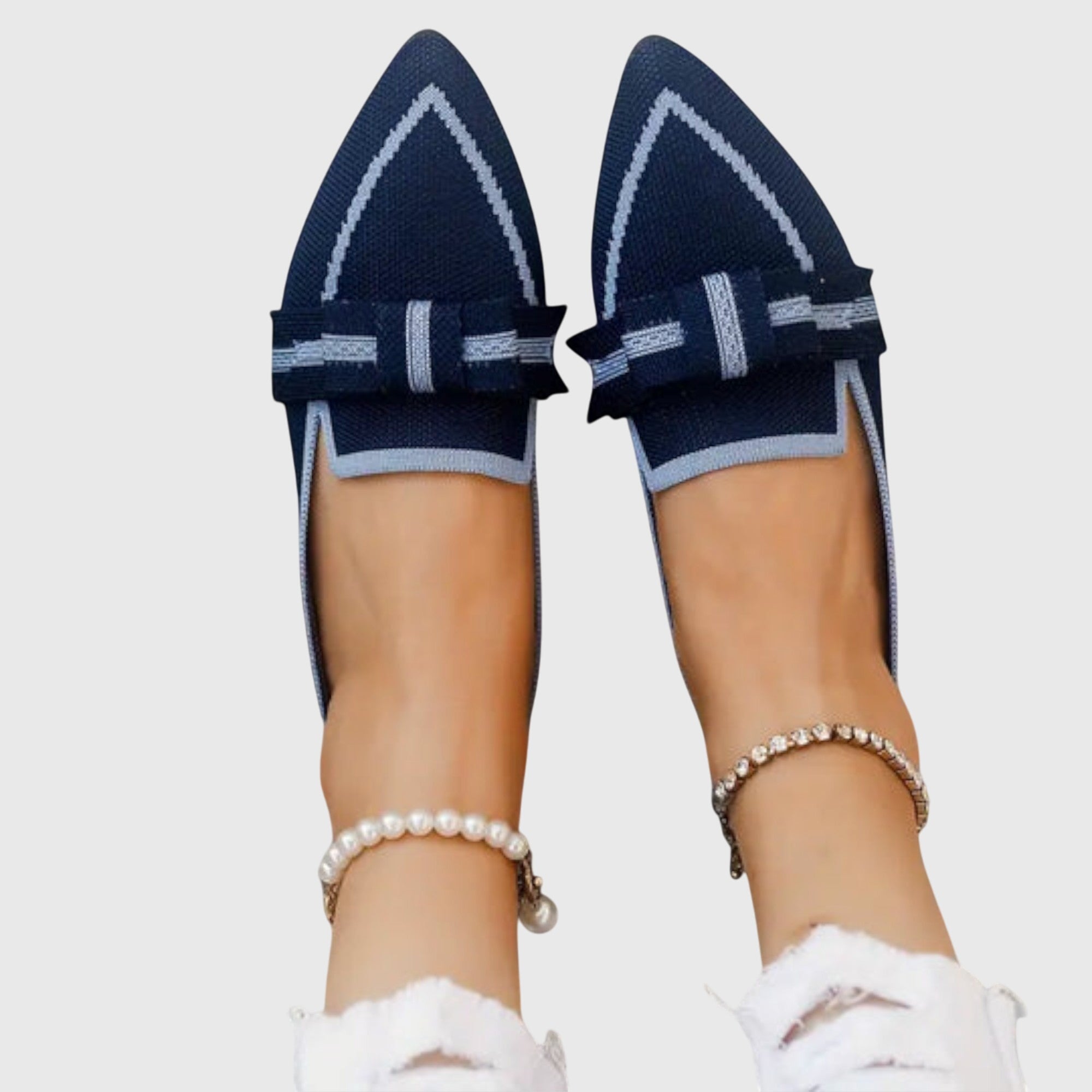 Brunhilde - Spitze Loafer mit Strass