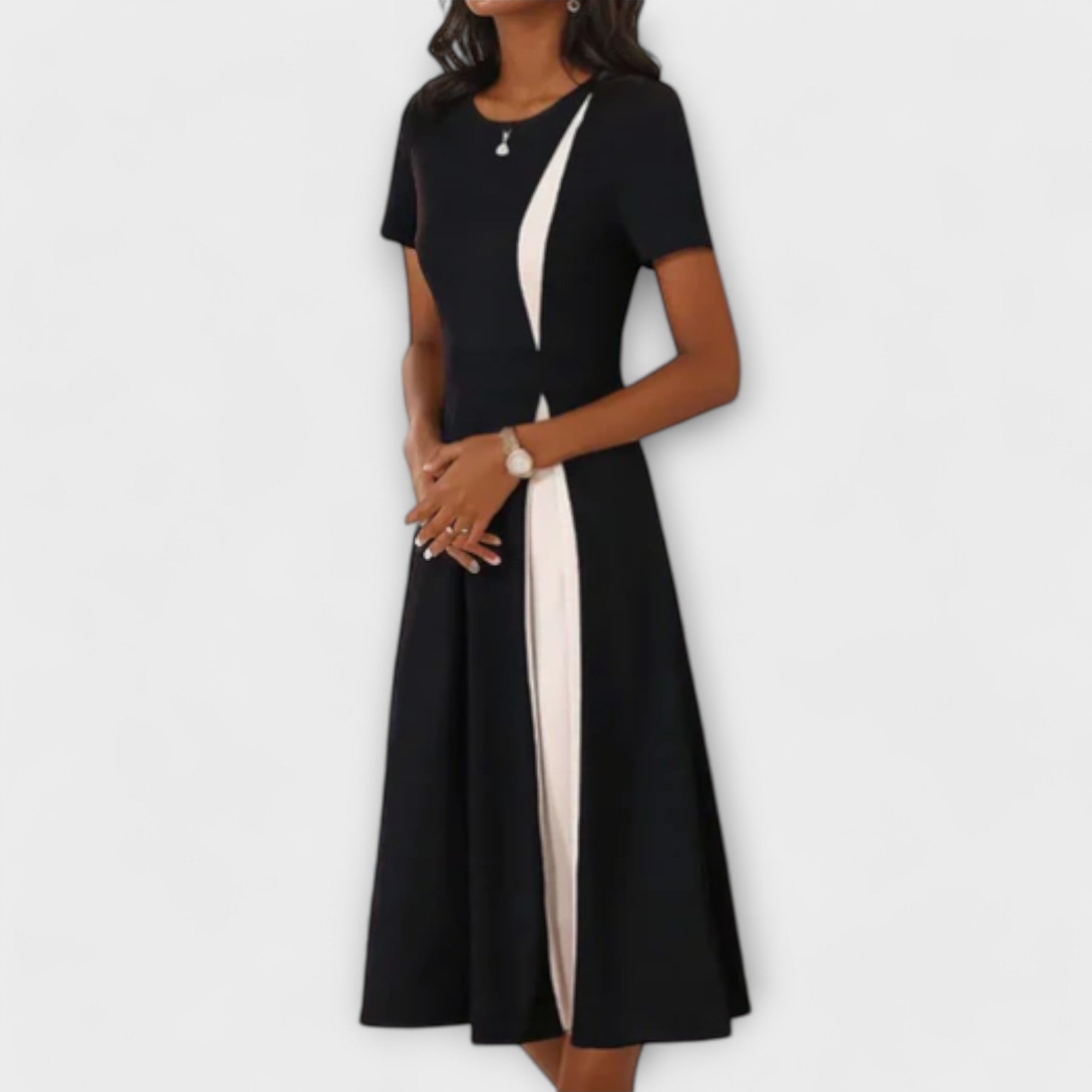 Hanne - Schwarz-weisses Midikleid mit Farbblock