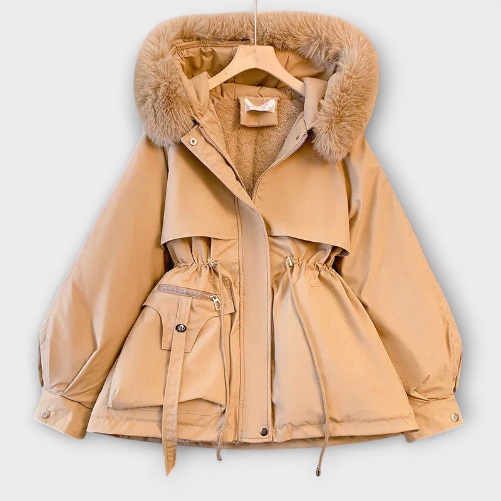 Bela - Beige elegante Winterjacke mit Pelzkragen