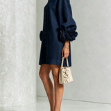 Anita - Elegantes Minikleid mit Rosendetails