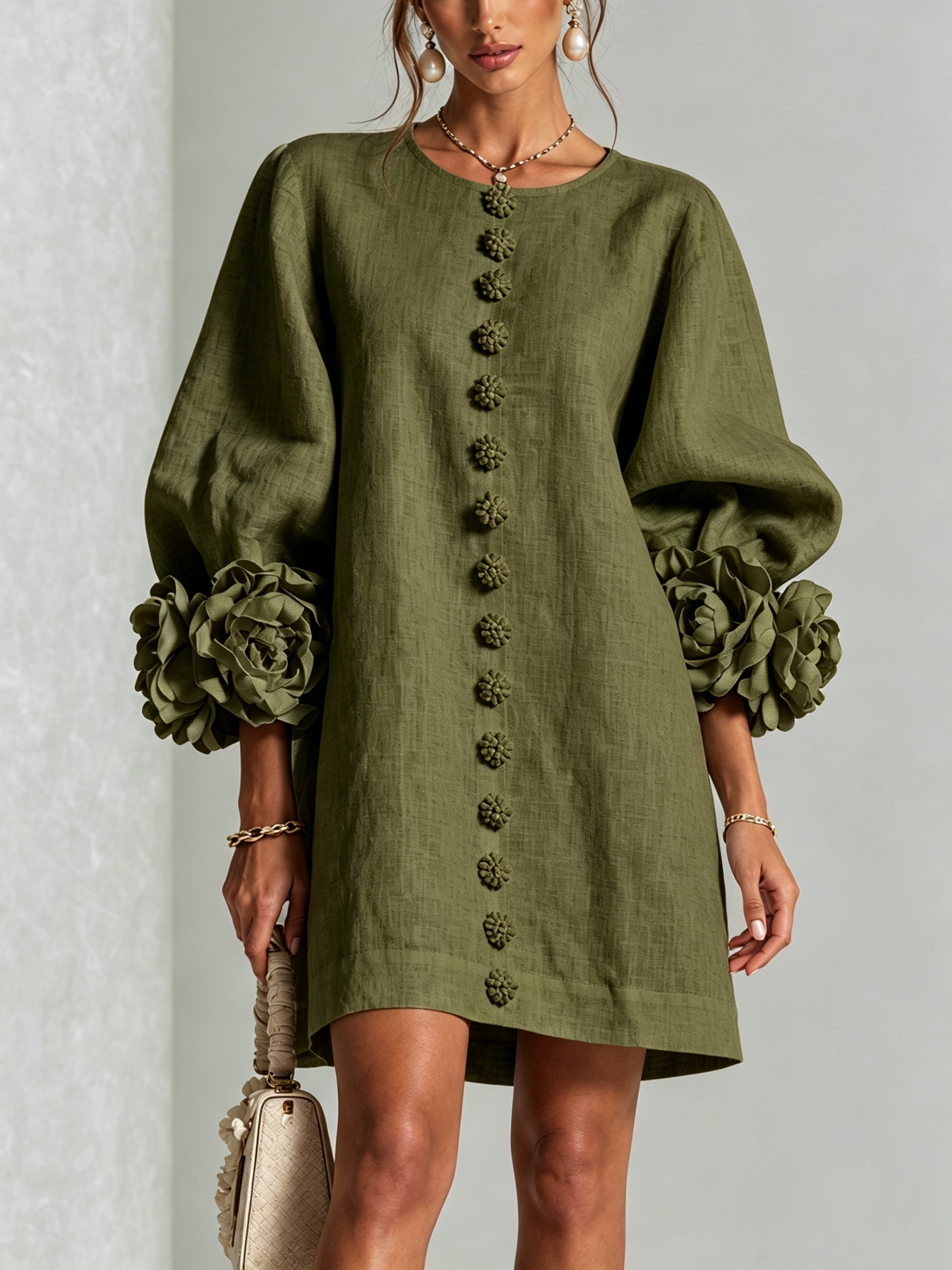 Anita - Elegantes Minikleid mit Rosendetails