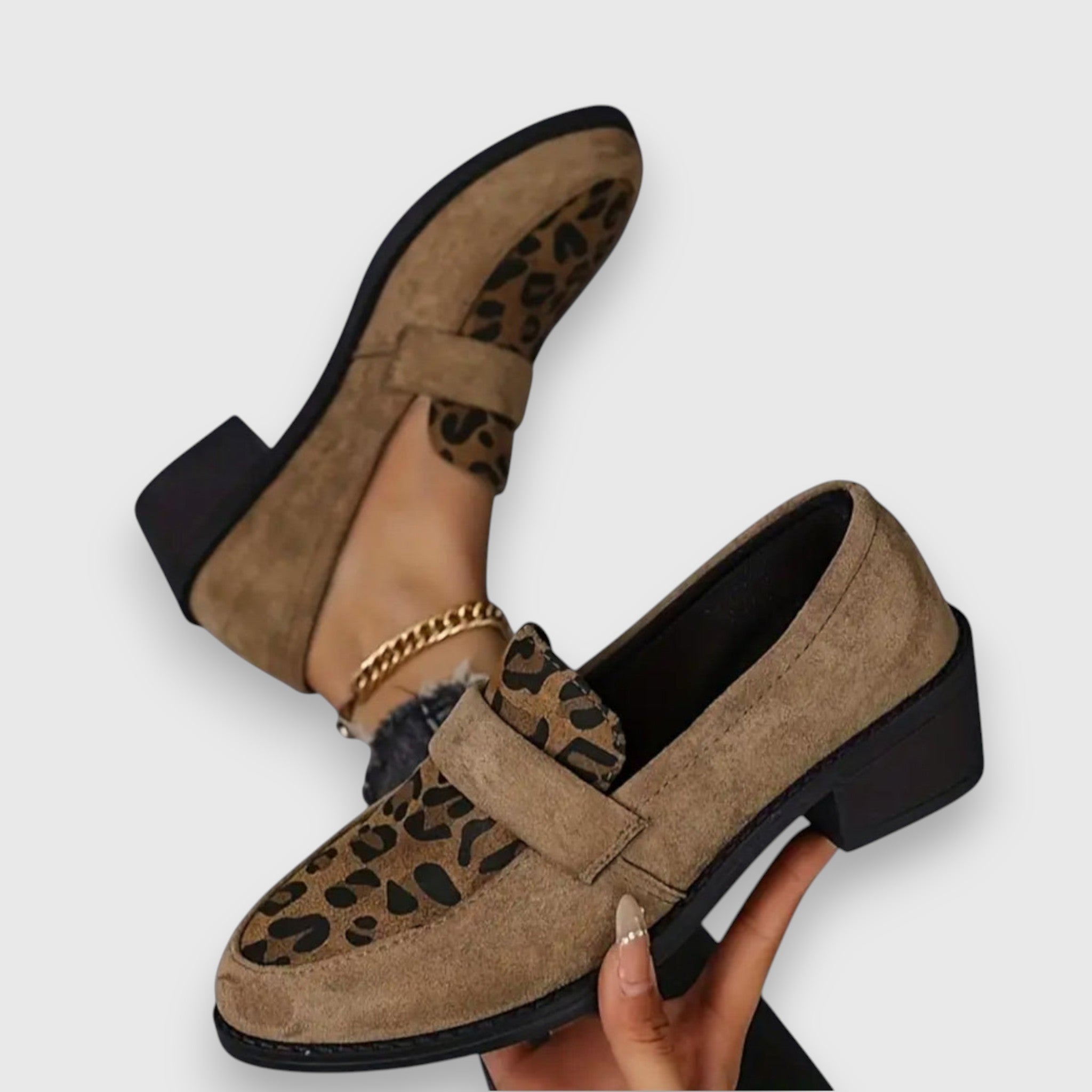 Brunhild - Bequeme Leoparden-Slipper