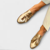 Edelgard - Goldene Slipper mit Quasten