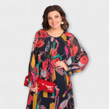 Caroline - Elegantes Plus-Size-Kleid mit Blütenmuster