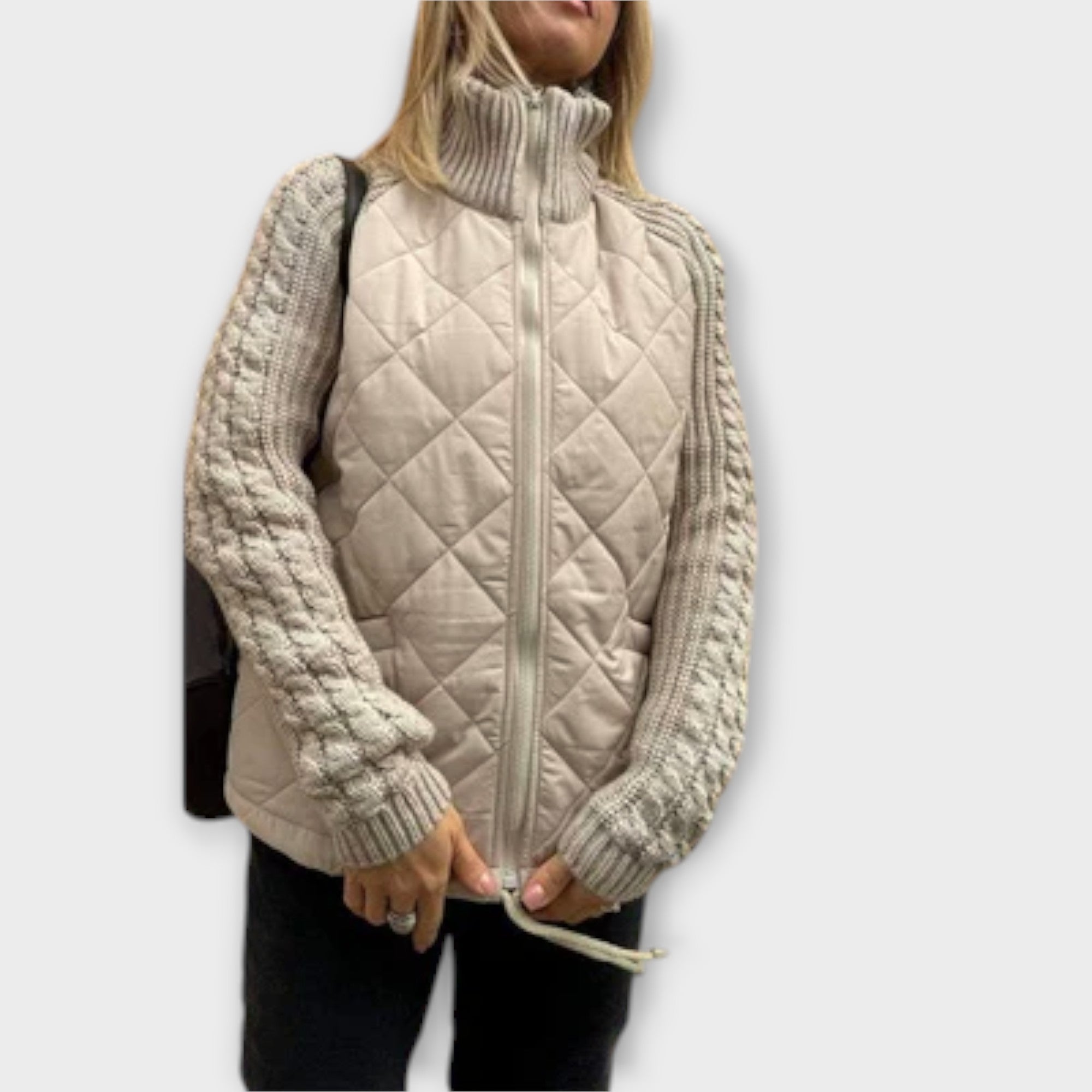 Valerie - Beige Hochkragenjacke mit Stepp- und Strickmix