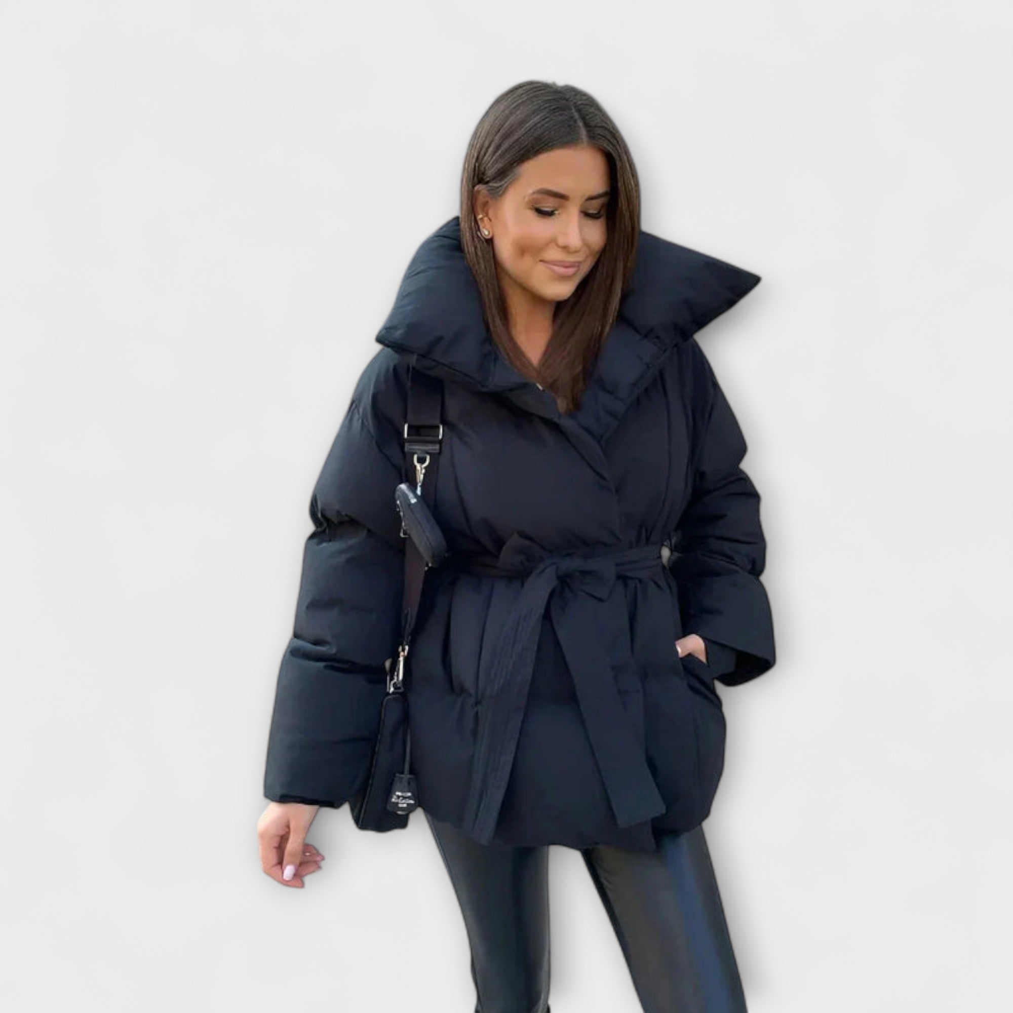 Alice - Cremefarbene elegante Winterjacke mit Kapuze
